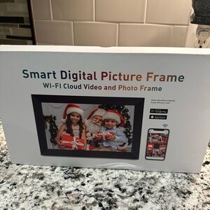 Smart Digital Picture Frame - Black